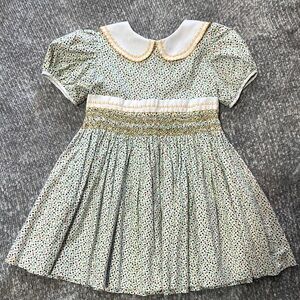 EUC vintage floral smocked dress with intricate duckling embroidery 4